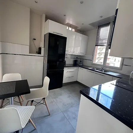 Luxueux A La Porte D'auteuil - 16eme Arrondissement *